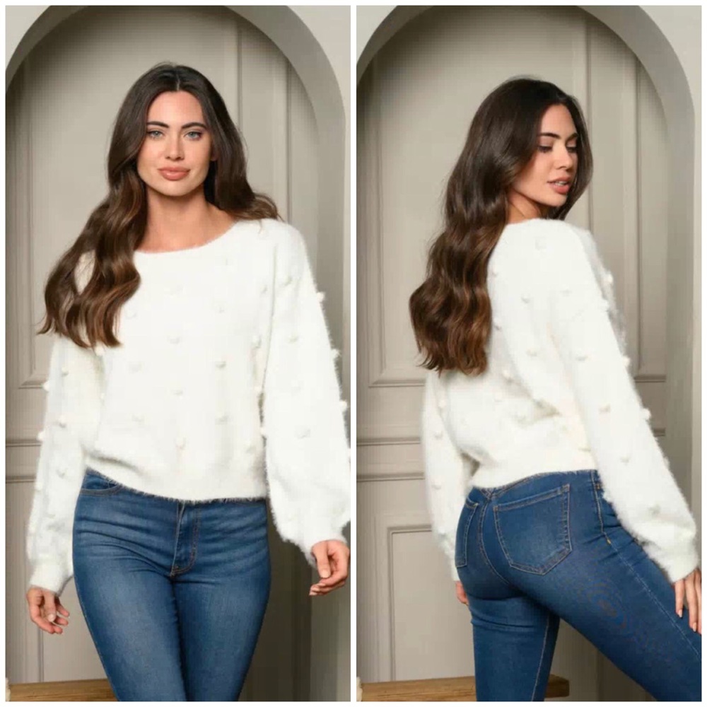 Fuzzy Pom pom detailed sweater